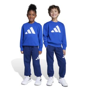 JM0881 10 APPAREL On Model Standard Unisex Pair Shot white